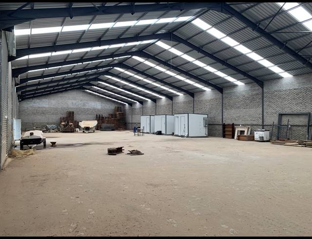 1,000M² WAREHOUSE TO LET IN PAARL SOUTH